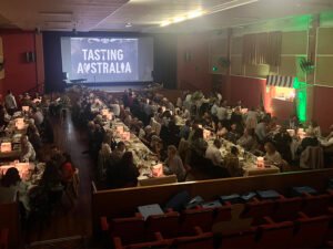 Tasting_Australia_Lameroo_room